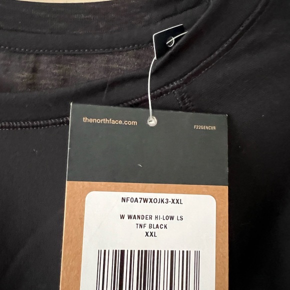 Northface black Athletic top - Picture 3 of 8